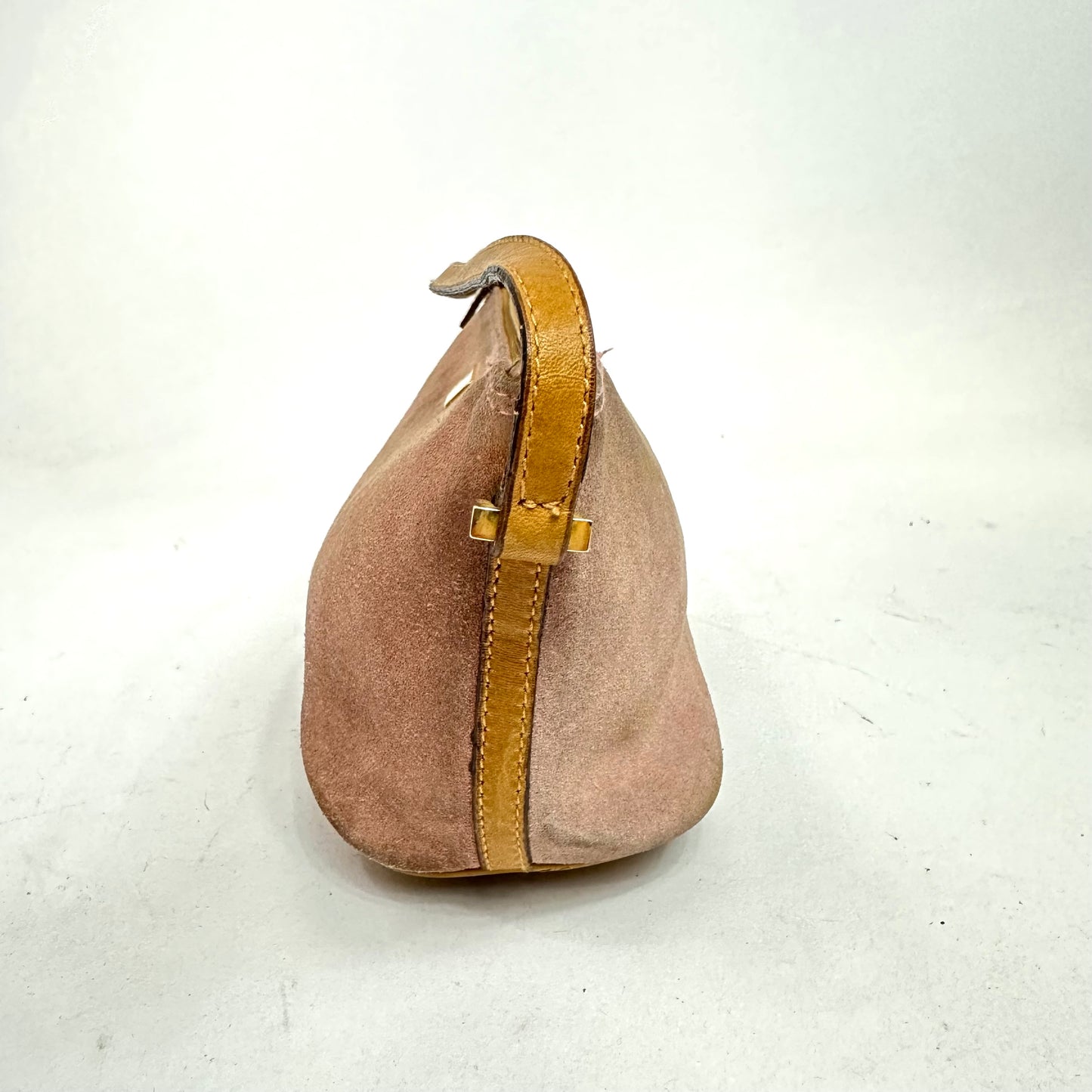 Vintage Gucci Pink Suede Boat Pochette