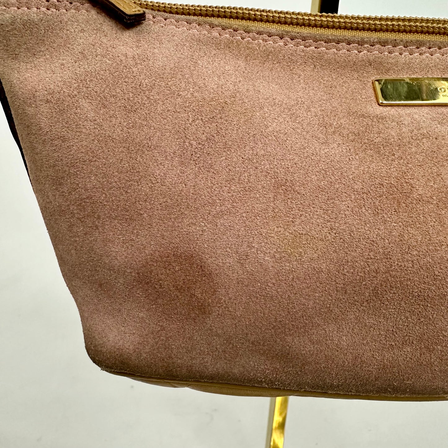 Vintage Gucci Pink Suede Boat Pochette