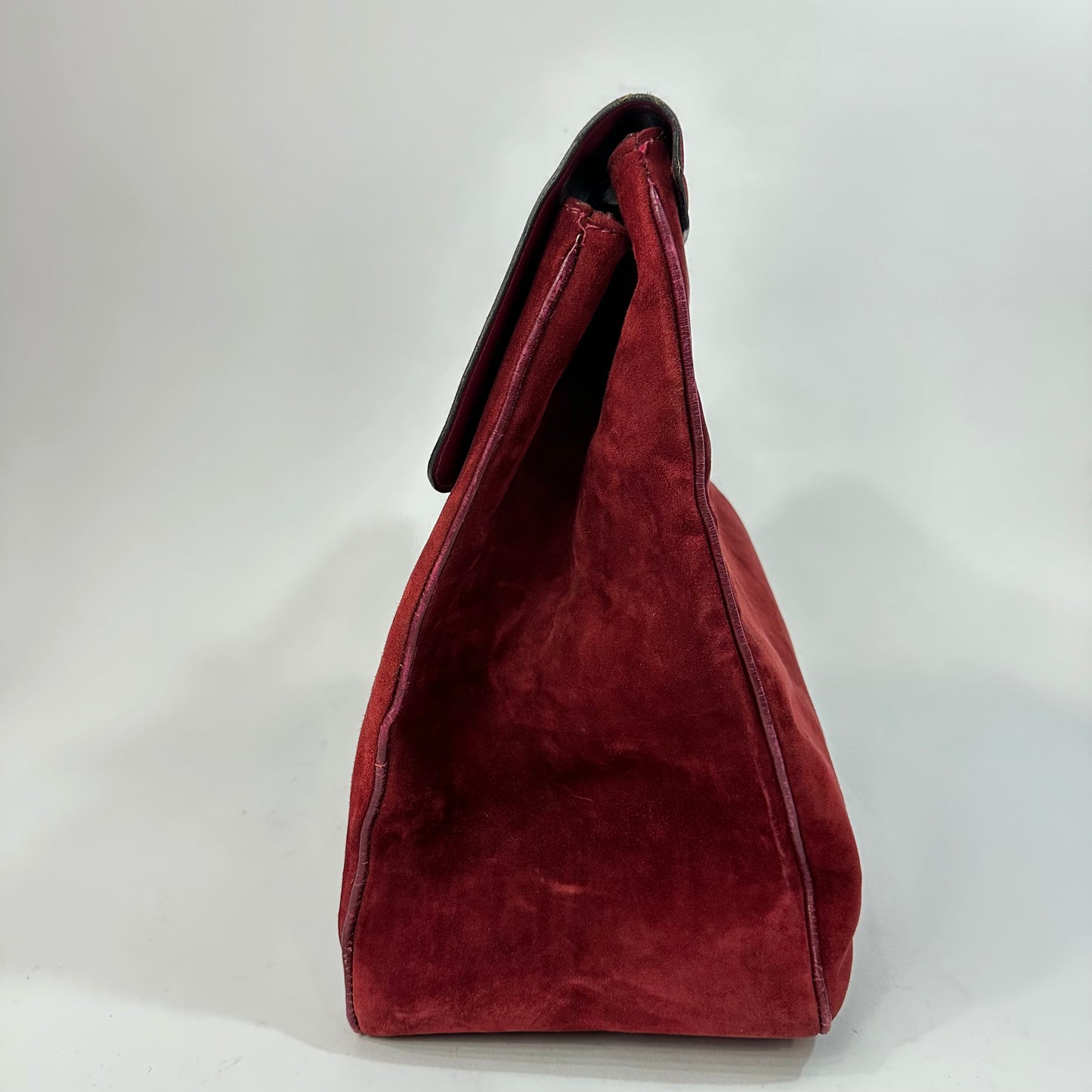 Vintage Les Must De Cartier 1975 Bordeaux Suede Train Travel Messenger Bag