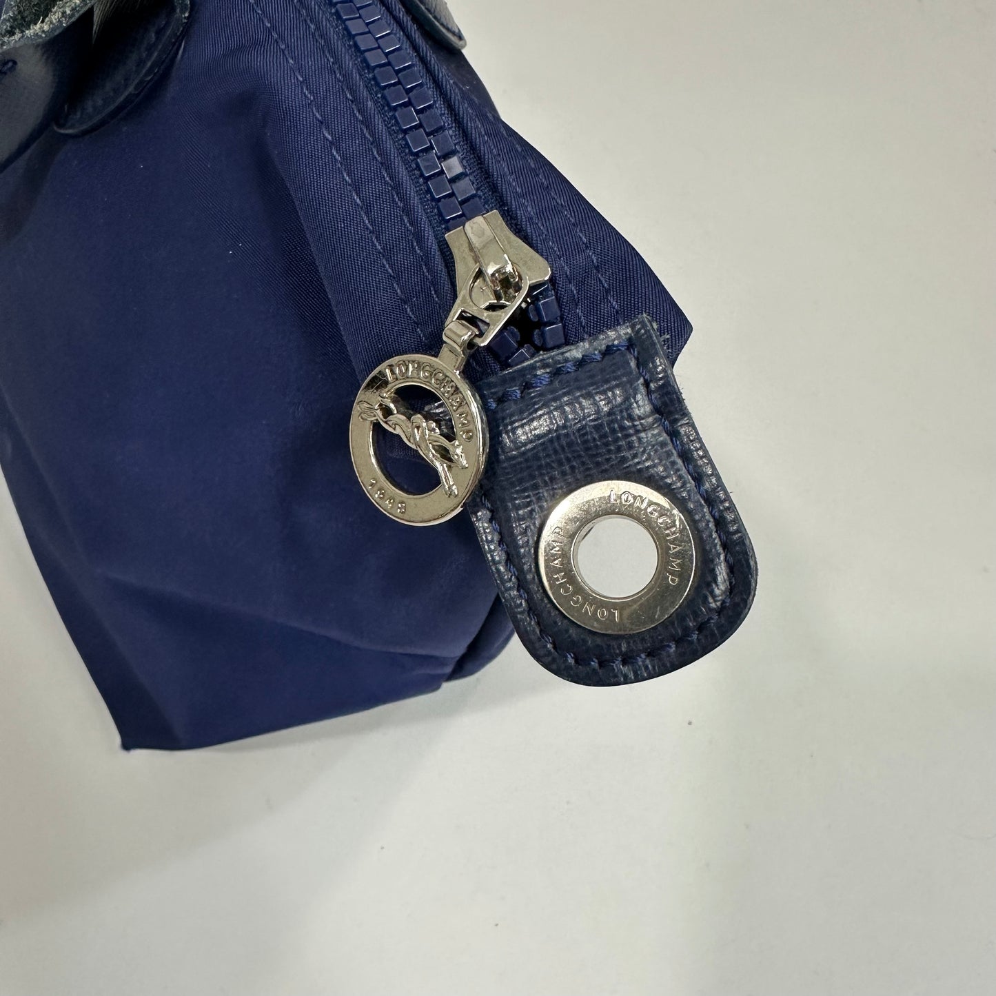 Longchamp Model Depose Navy Blue Tote Bag