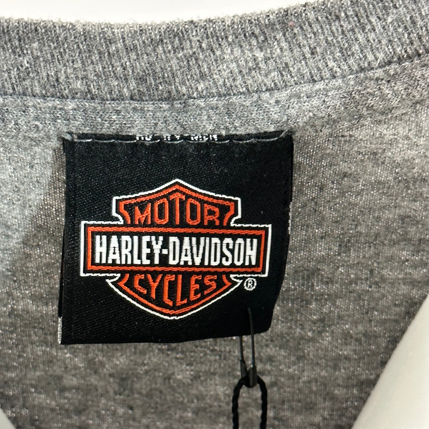 Vintage Harley Davidson Bahamas Pirate Ship Long Sleeve Grey Tee