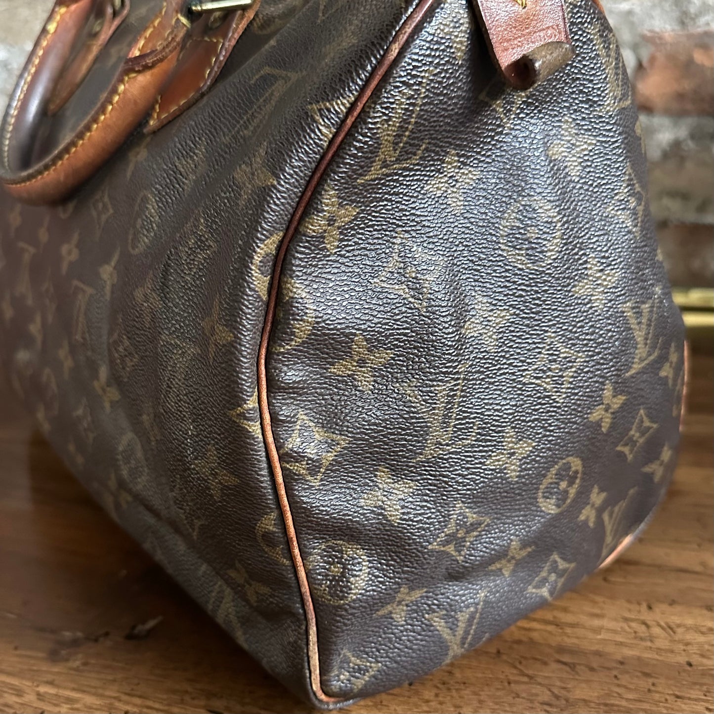 Vintage Louis Vuitton 1993 Speedy 30 Bag