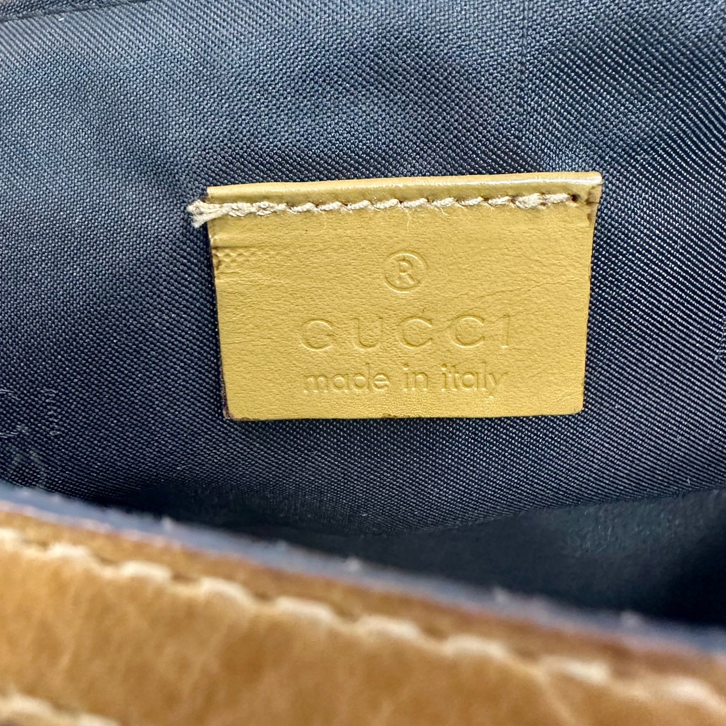 Vintage Gucci Pink Suede Boat Pochette