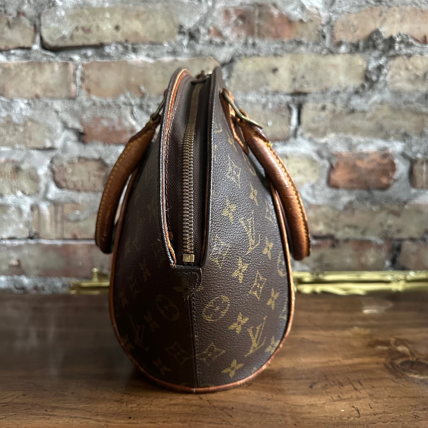 Vintage Louis Vuitton 1997 Monogram Ellipse PM Bag