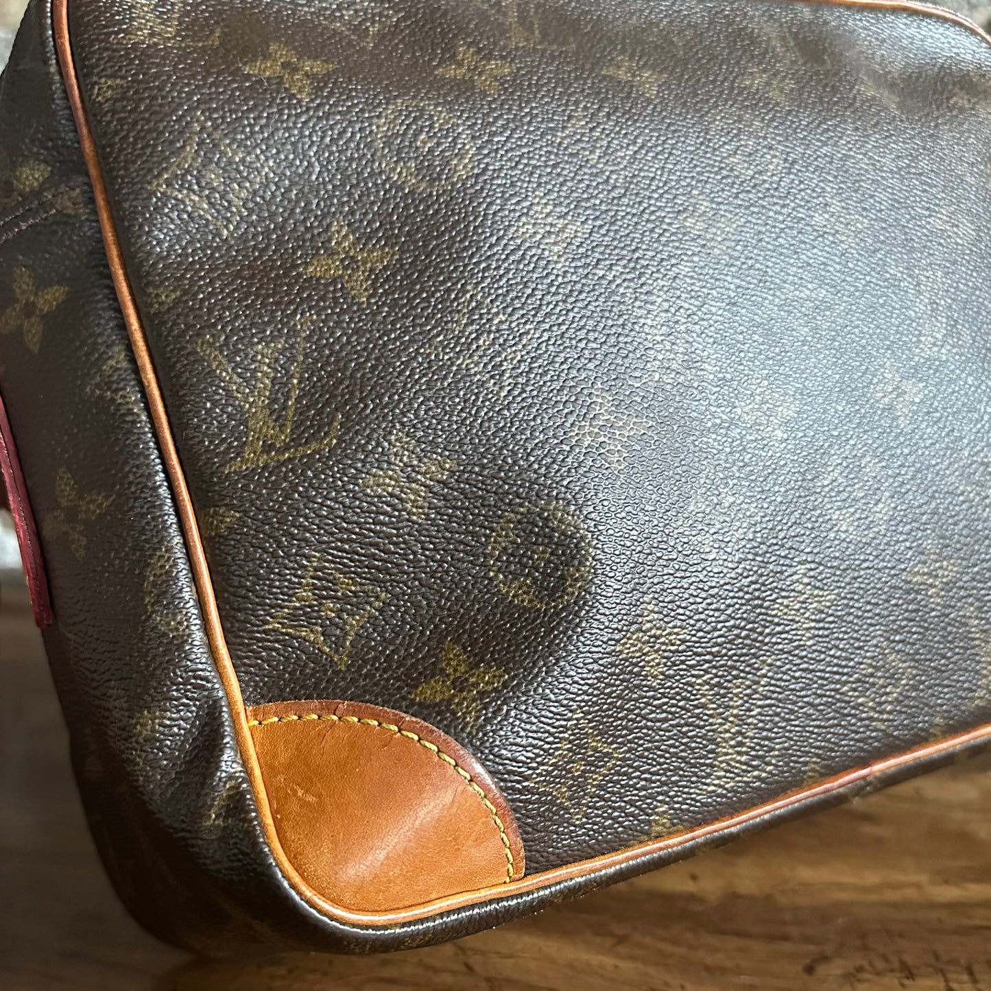 Vintage Louis Vuitton 2000 Monogram Nile Shoulder Bag