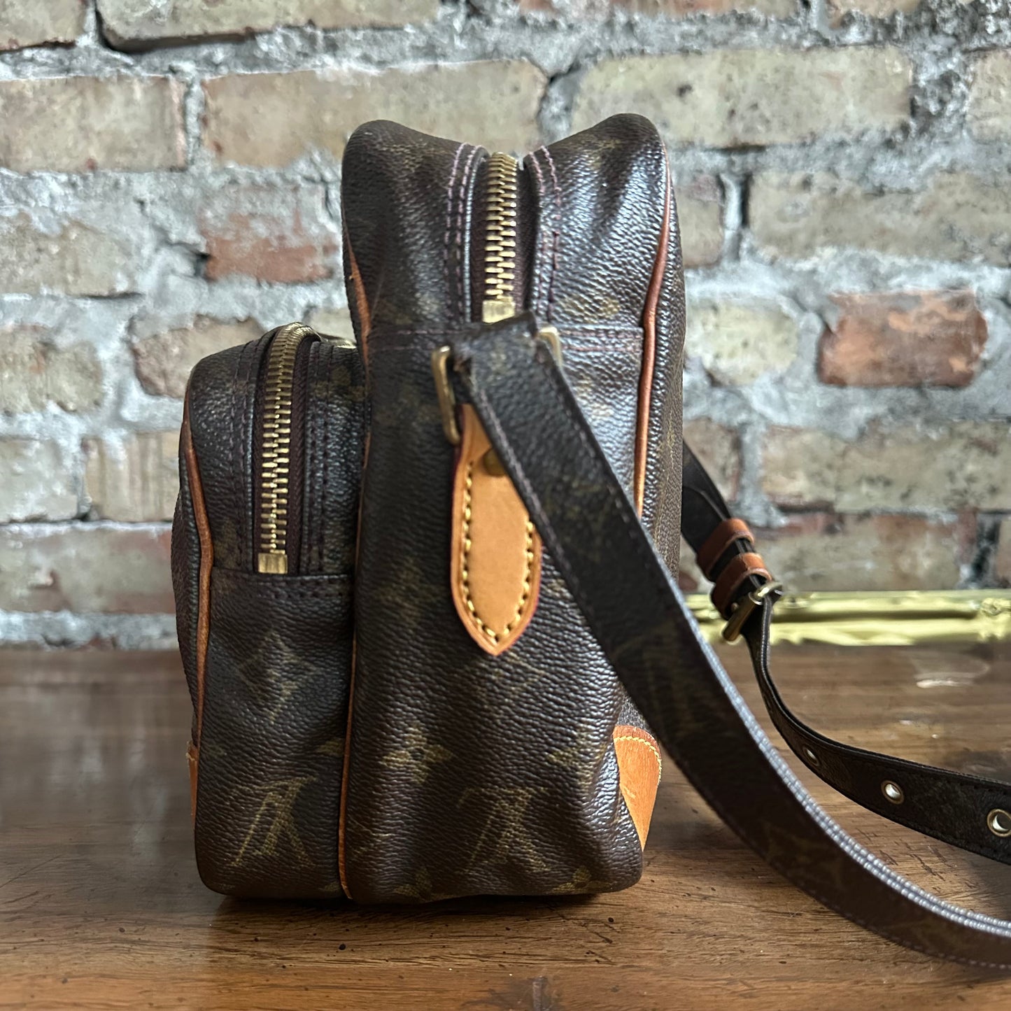 Vintage Louis Vuitton 2000 Monogram Nile Shoulder Bag