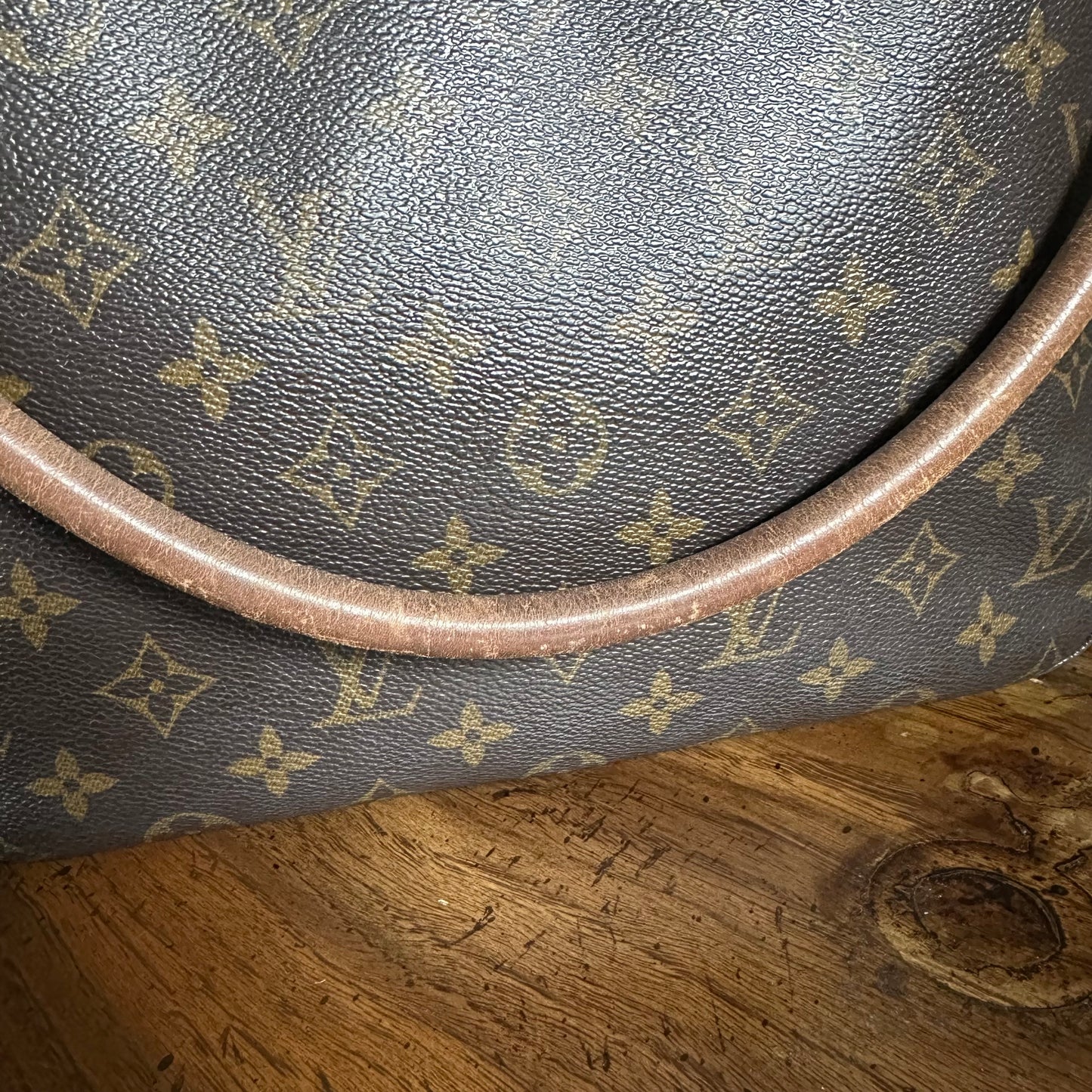 Vintage Louis Vuitton 2000 Monogram Looping GM Bag