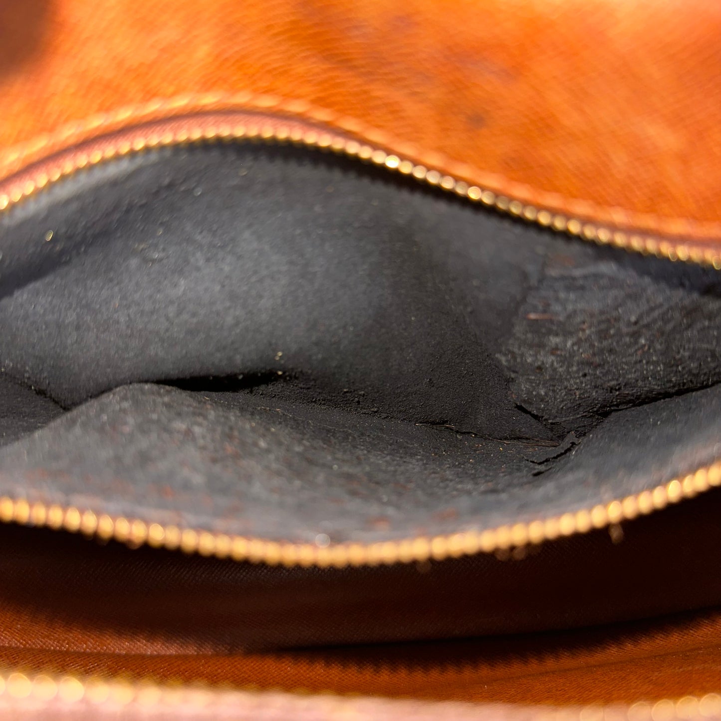 Vintage Louis Vuitton 2000 Monogram Nile Shoulder Bag