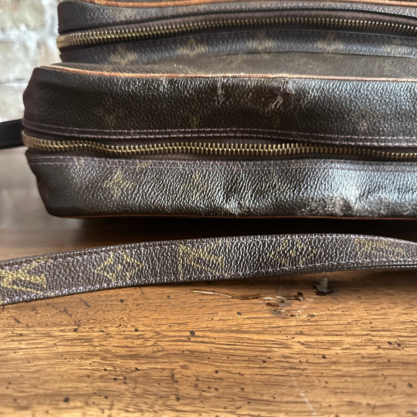 Vintage Louis Vuitton 2000 Monogram Nile Shoulder Bag