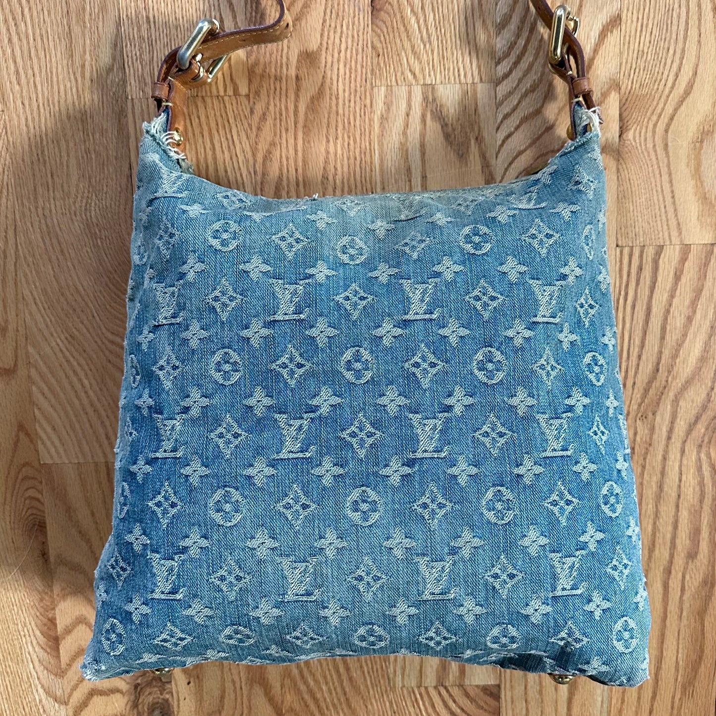 Vintage Louis Vuitton 2005 Blue Denim Baggy GM