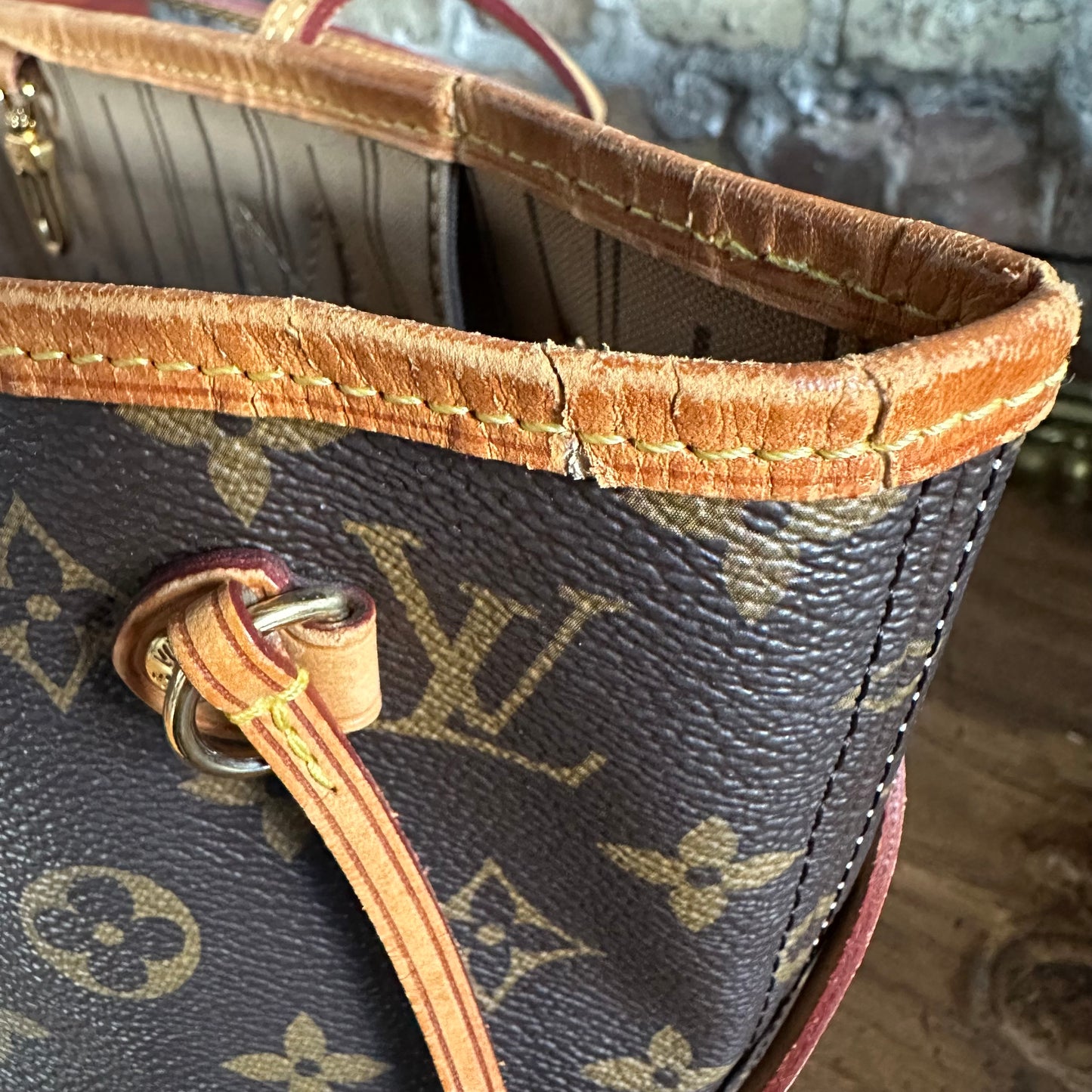 Louis Vuitton Neverfull PM Monogram Tote Bag