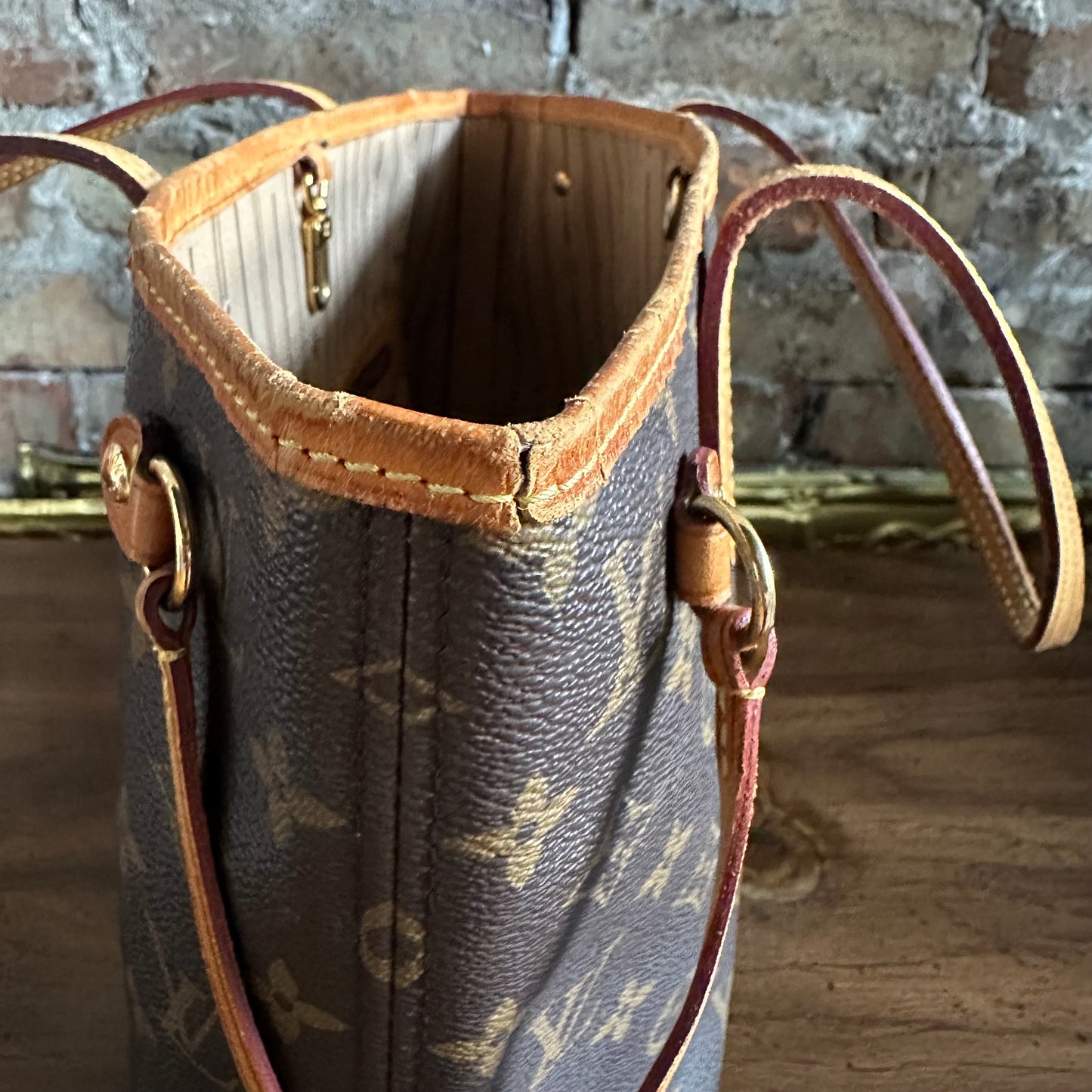 Louis Vuitton Neverfull PM Monogram Tote Bag