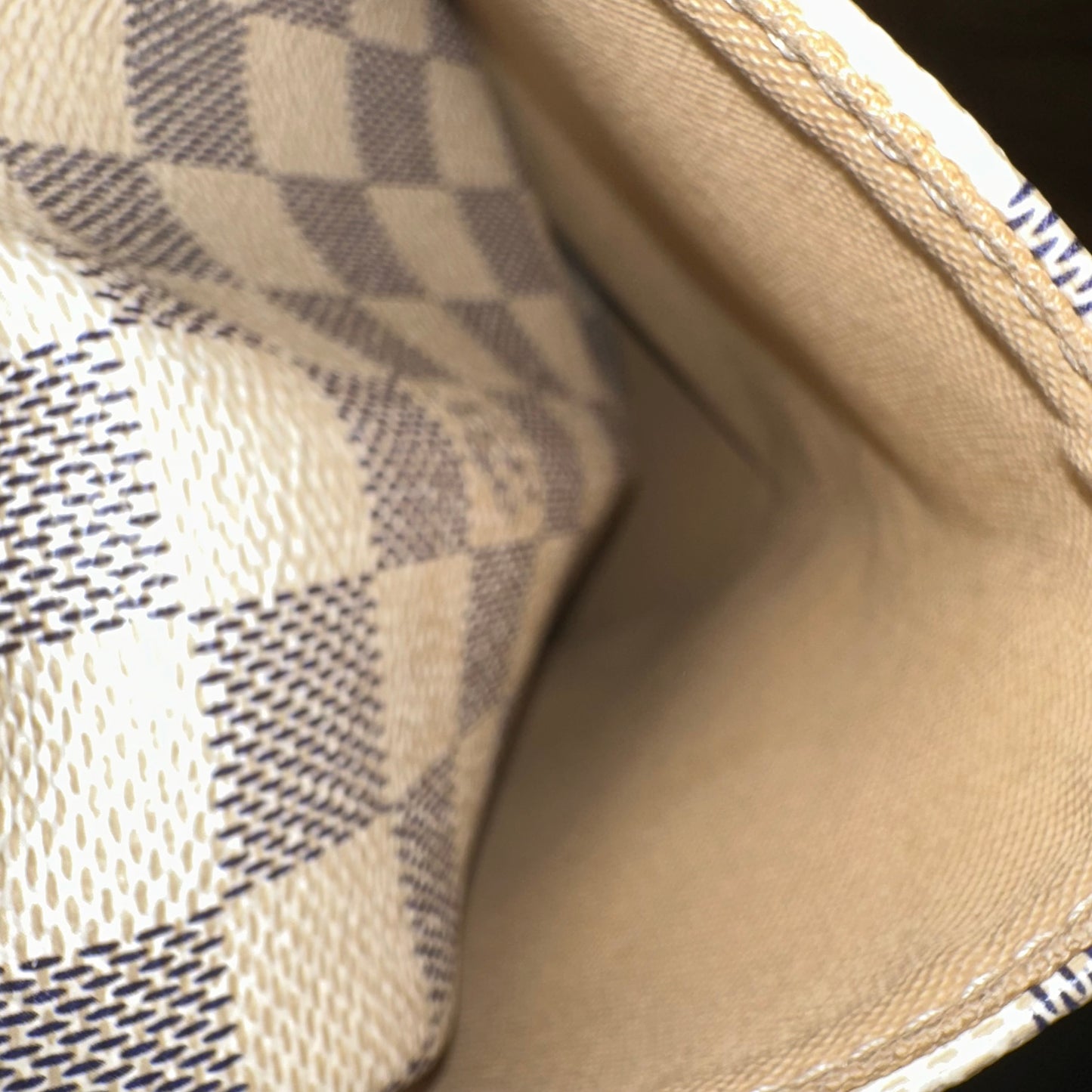 Louis Vuitton Damier Azur Totally MM Tote Bag