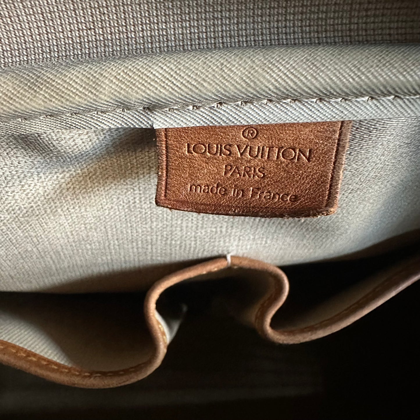 Vintage Louis Vuitton Deauville Bag