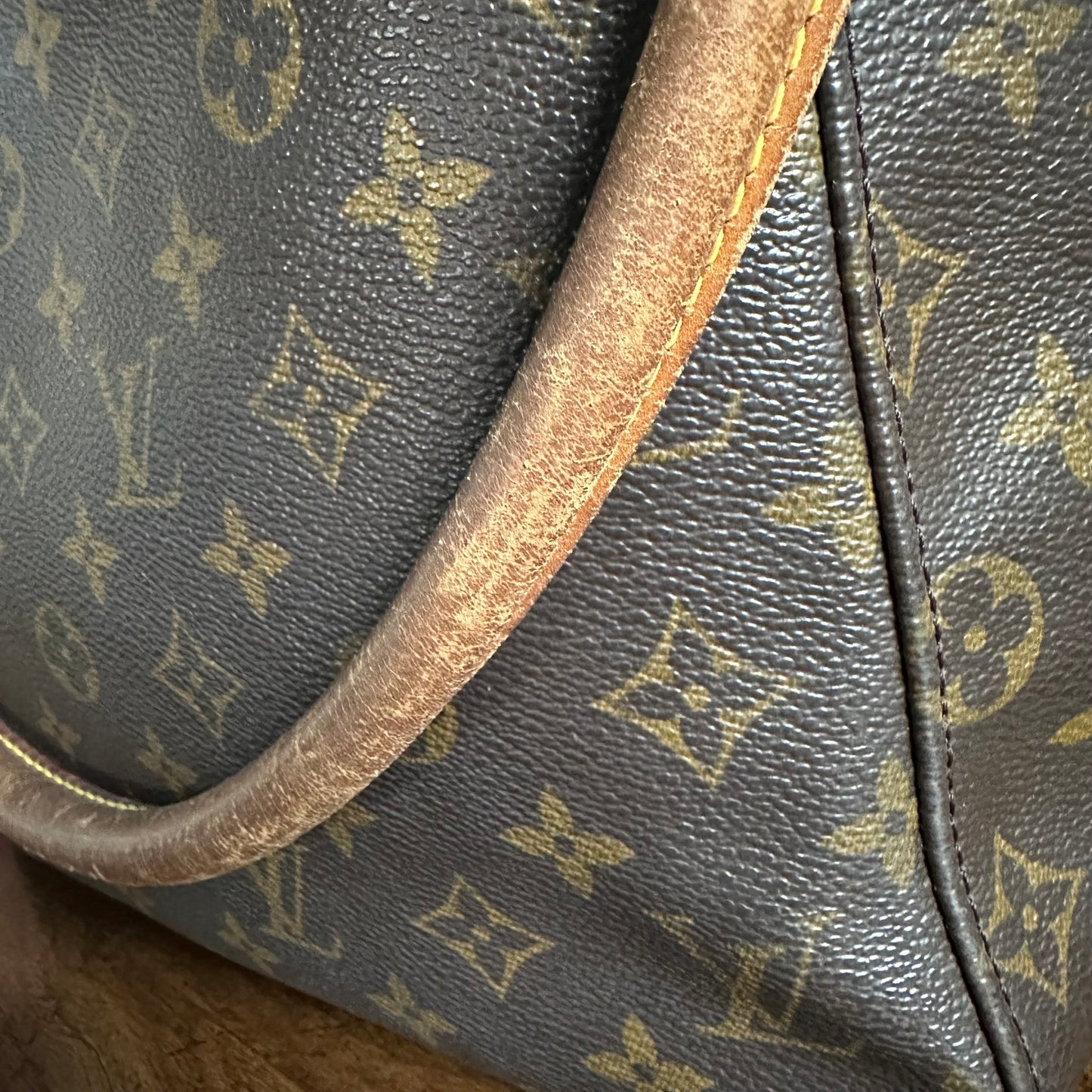 Vintage Louis Vuitton 2000 Monogram Looping GM Bag