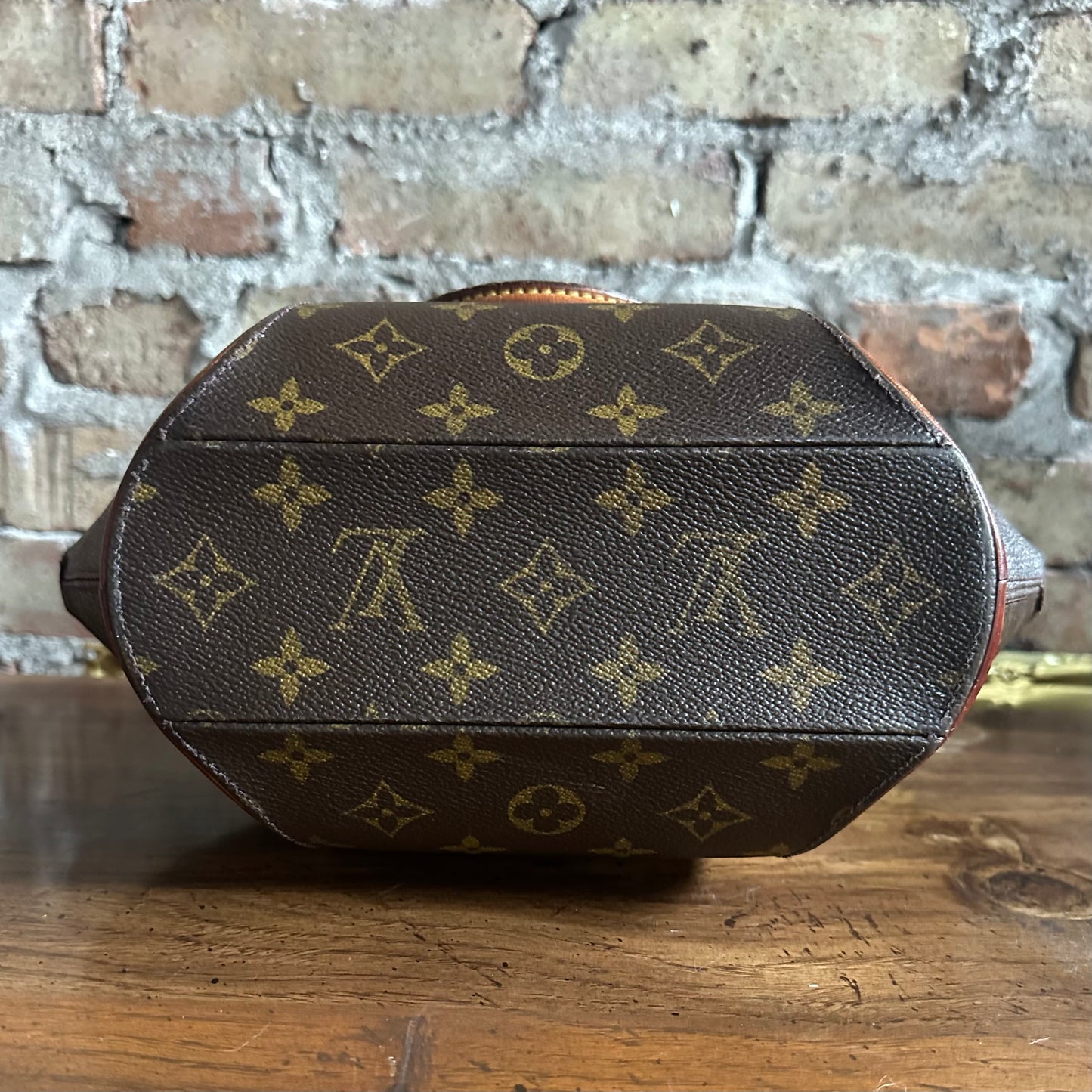 Vintage Louis Vuitton 1997 Monogram Ellipse PM Bag