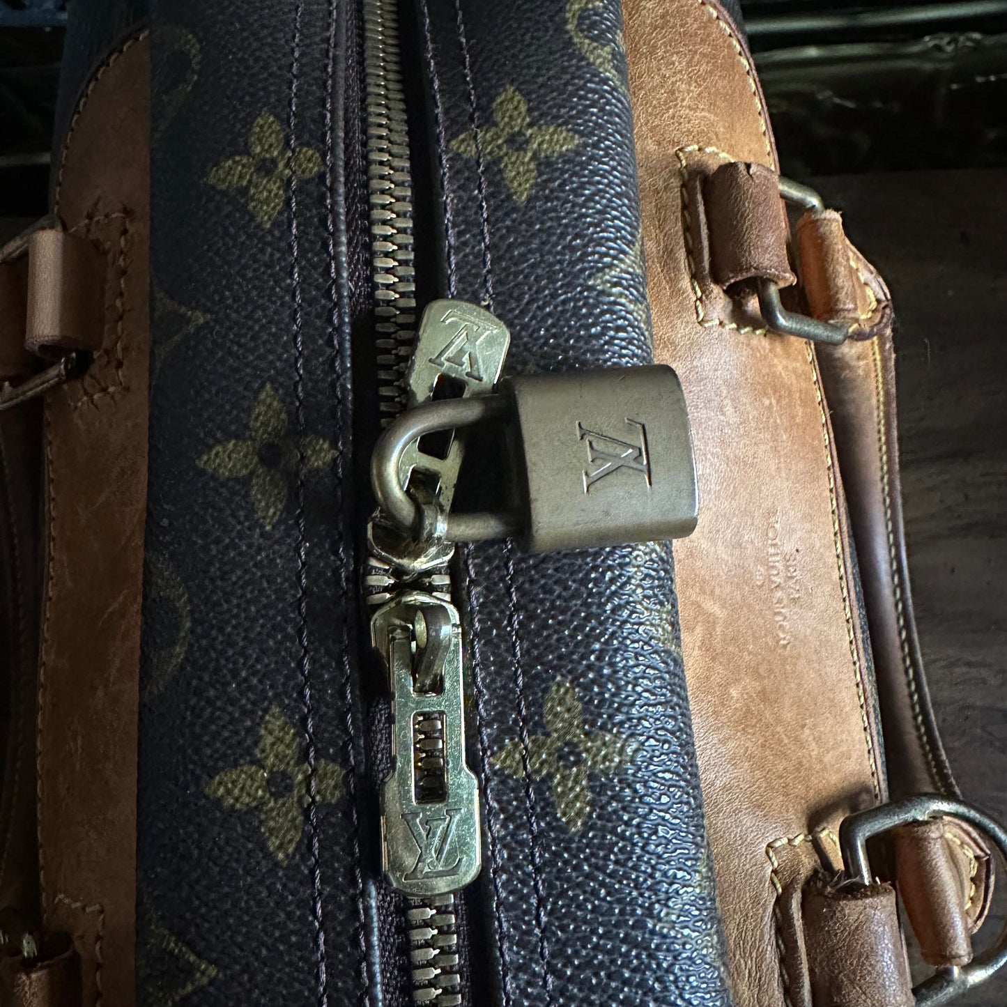 Vintage Louis Vuitton Deauville Bag