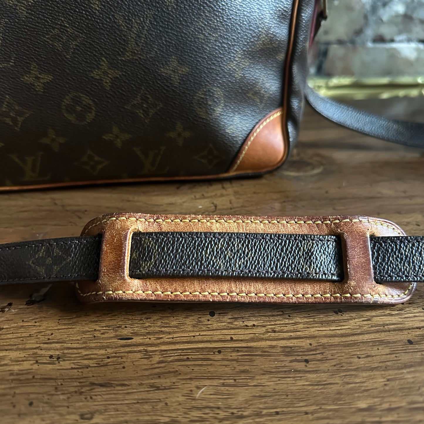 Vintage Louis Vuitton 2000 Monogram Nile Shoulder Bag