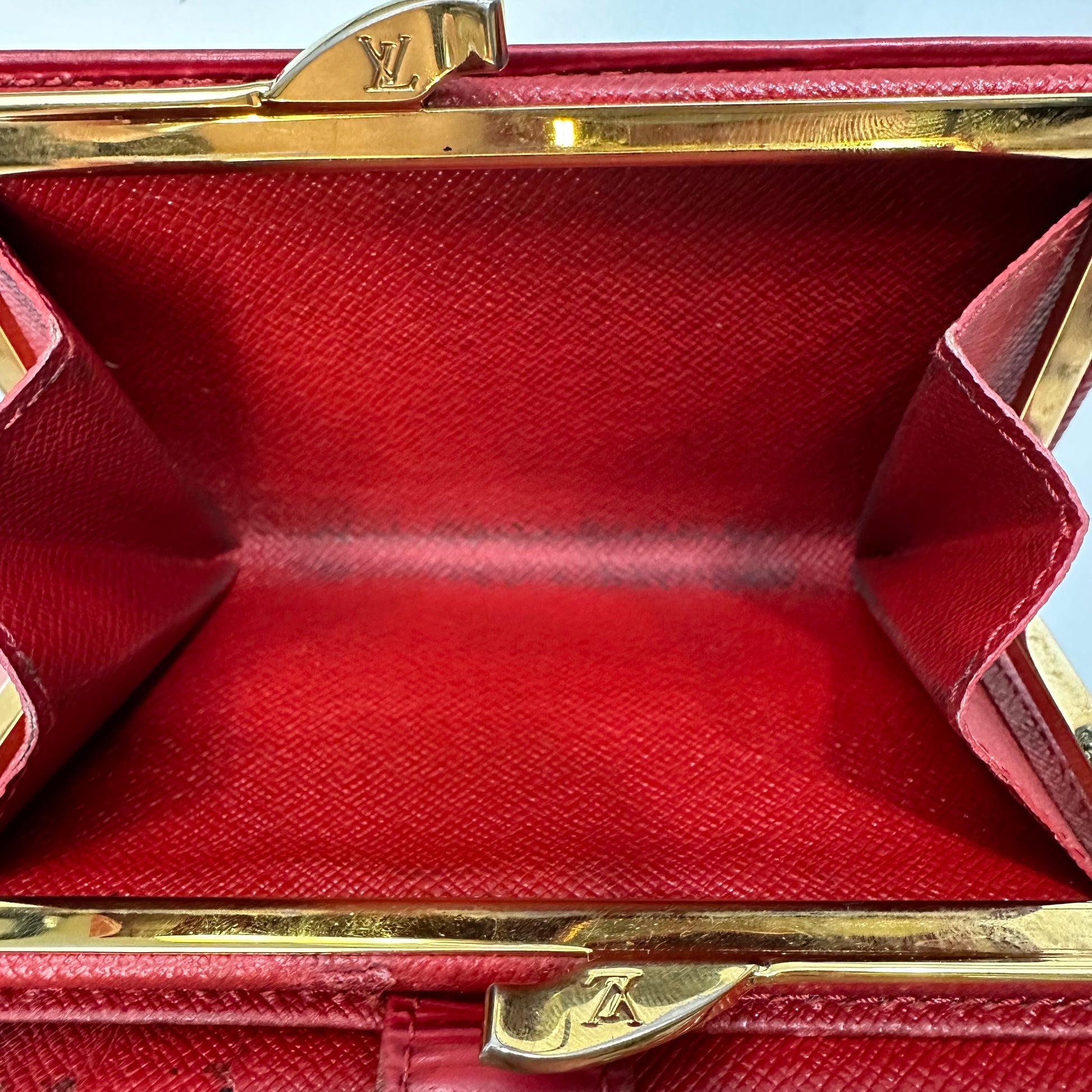 Louis Vuitton Wallet Epi Porte Feiulle Compact Leather Bifold Card