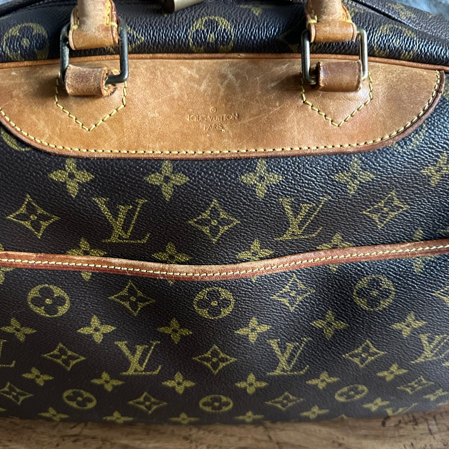 Vintage Louis Vuitton Deauville Bag