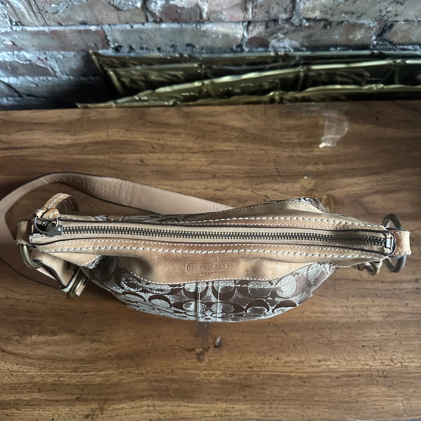 Vintage Coach 10403 Tan Legacy Signature Convertible Hobo Shoulder Bag Crossbody Bag