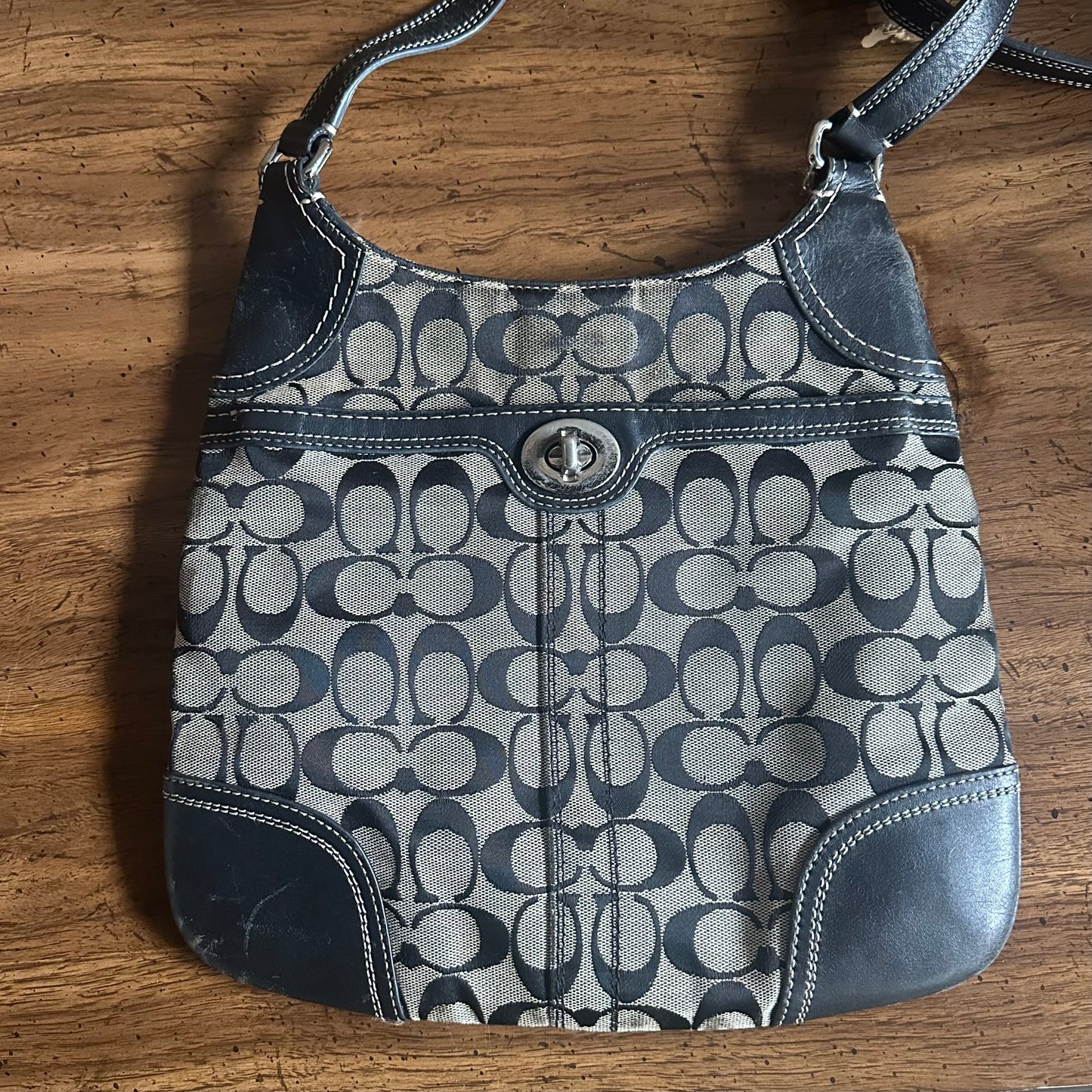 Vintage Coach F13979 Penelope Signature Jacquard Hippie Crossbody Bag