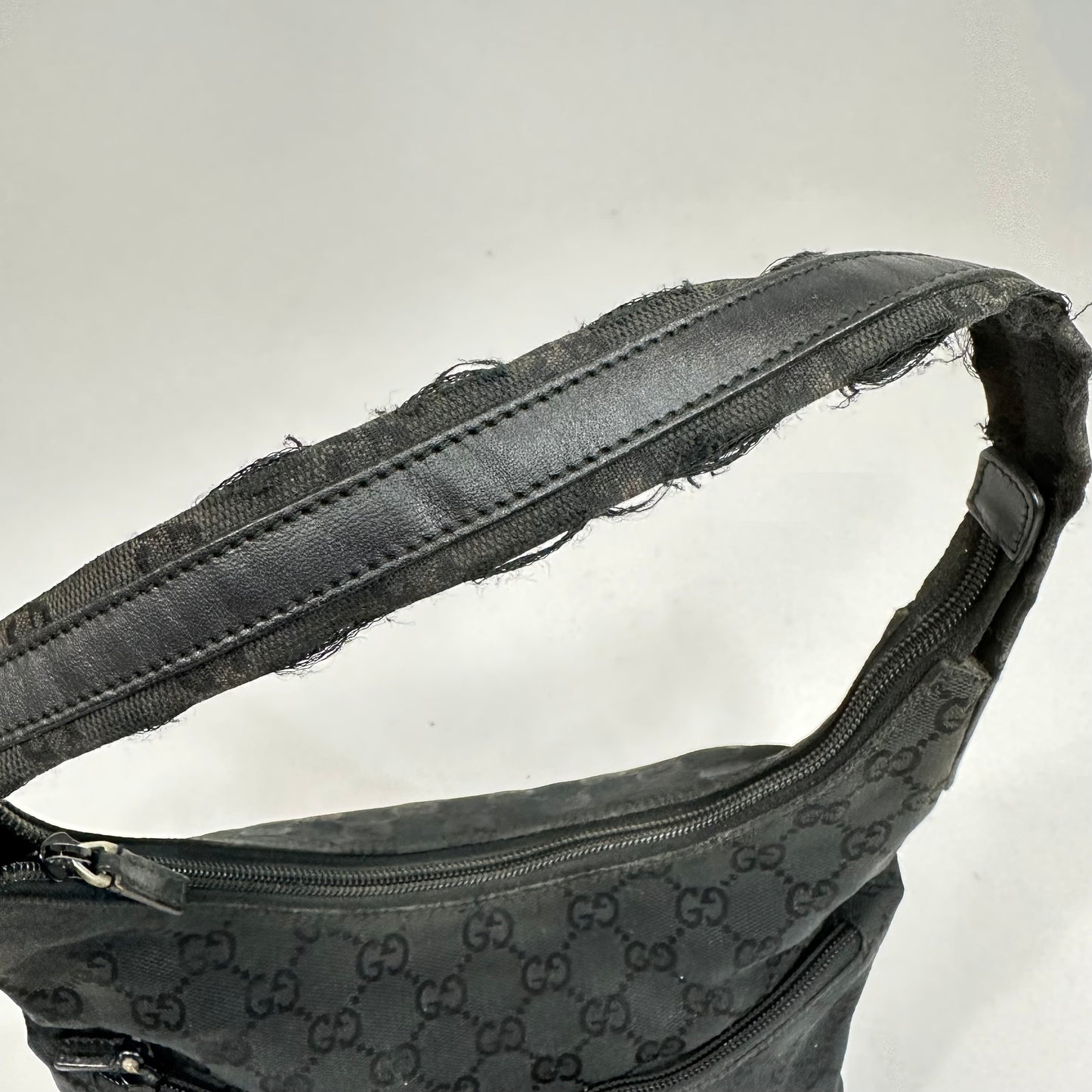 Vintage Gucci Black Monogram Hobo Baguette Bag