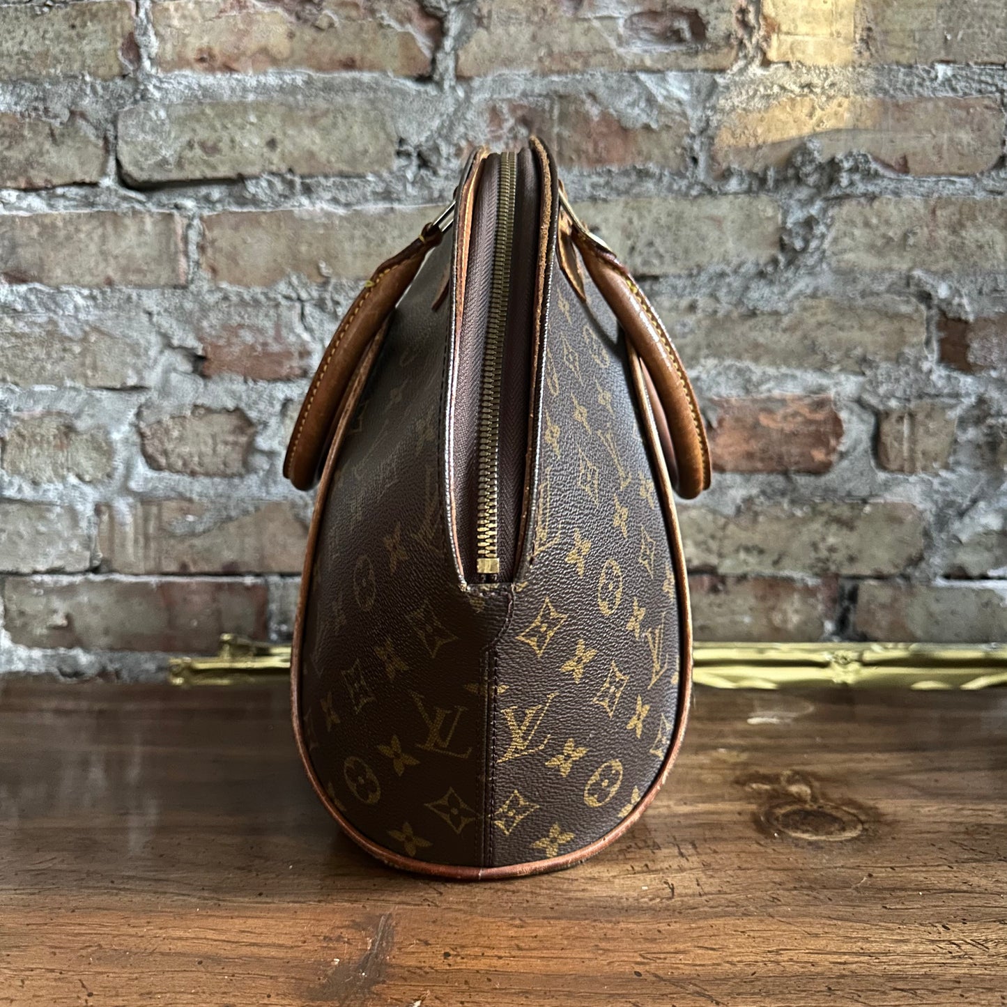 Vintage Louis Vuitton 1998 Monogram Ellipse MM Bag