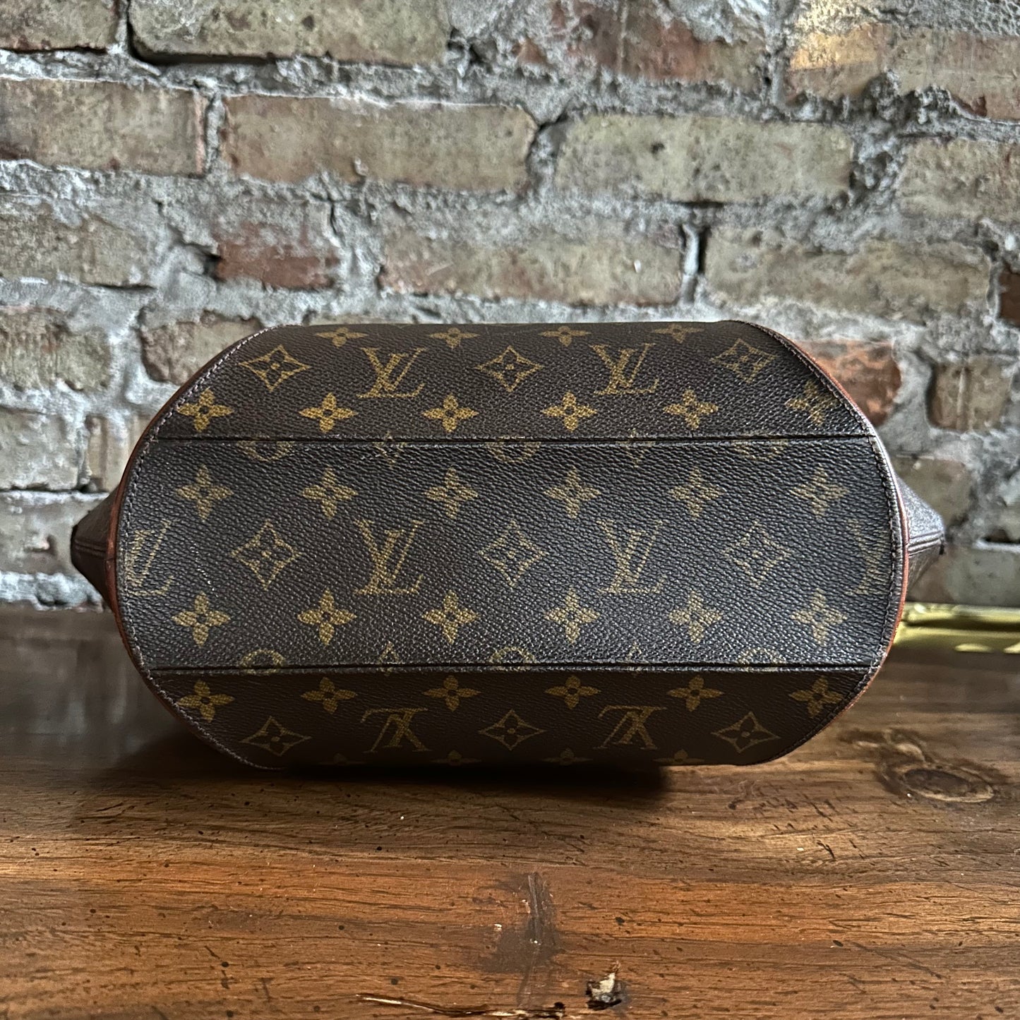 Vintage Louis Vuitton 1998 Monogram Ellipse MM Bag