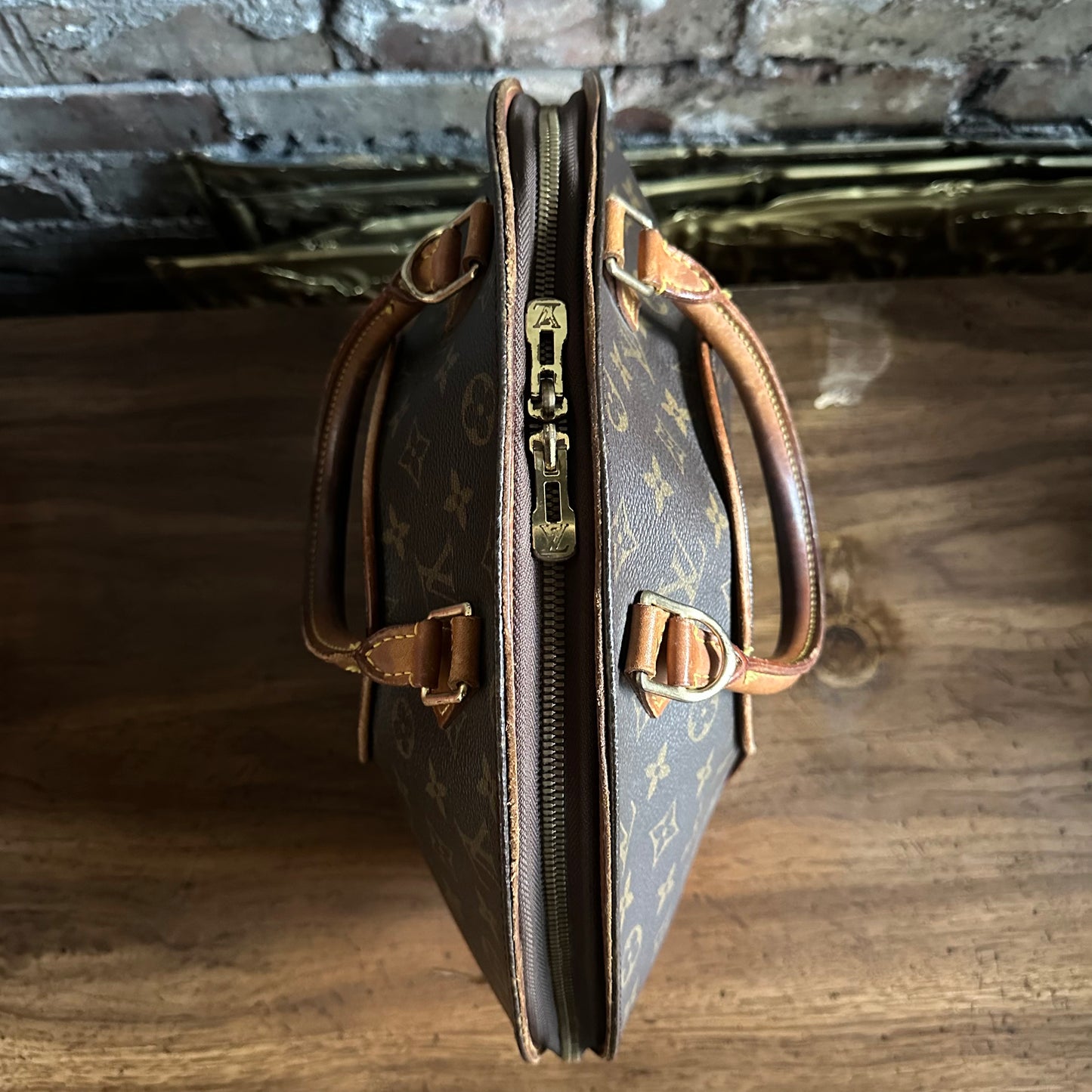 Vintage Louis Vuitton 1998 Monogram Ellipse MM Bag