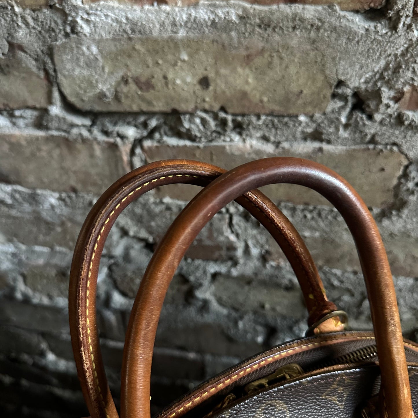 Vintage Louis Vuitton 1998 Monogram Ellipse MM Bag