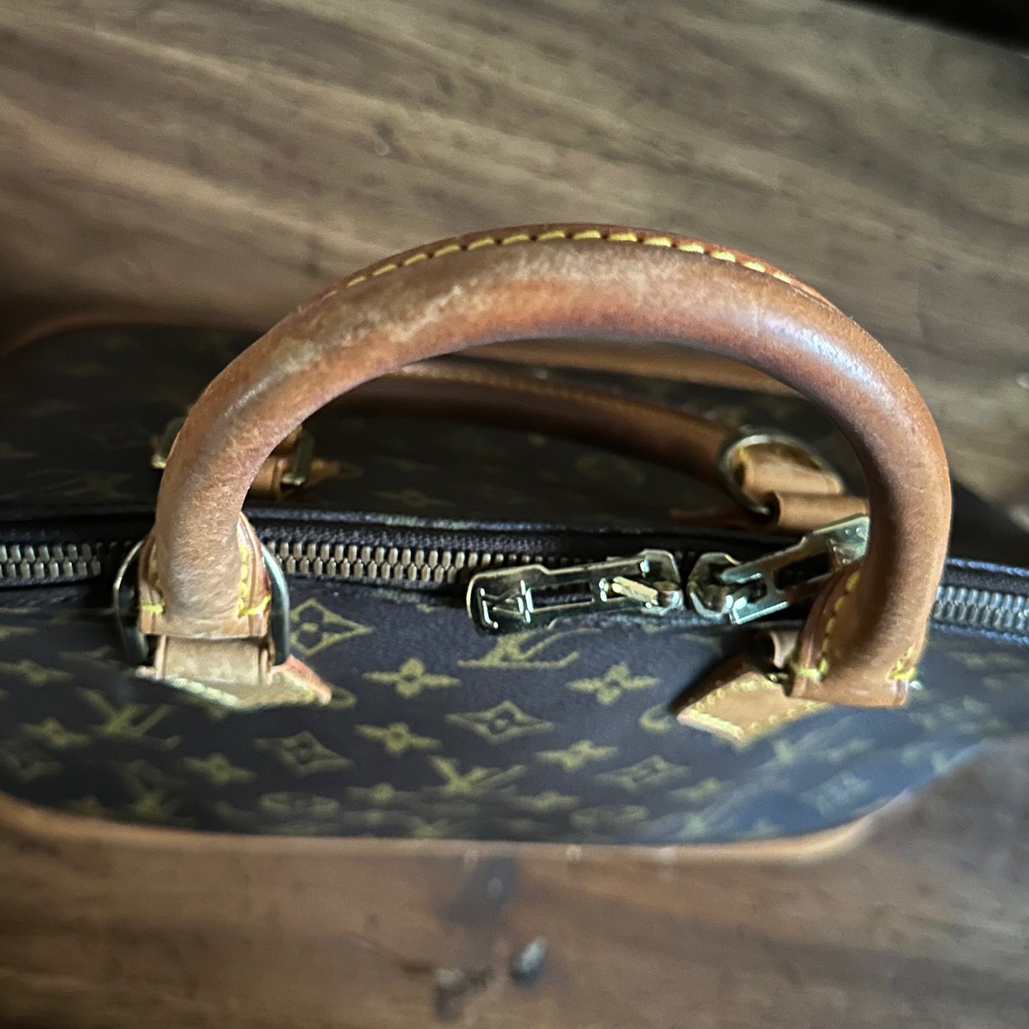 Vintage Louis Vuitton 1996 Monogram Alma PM Bag