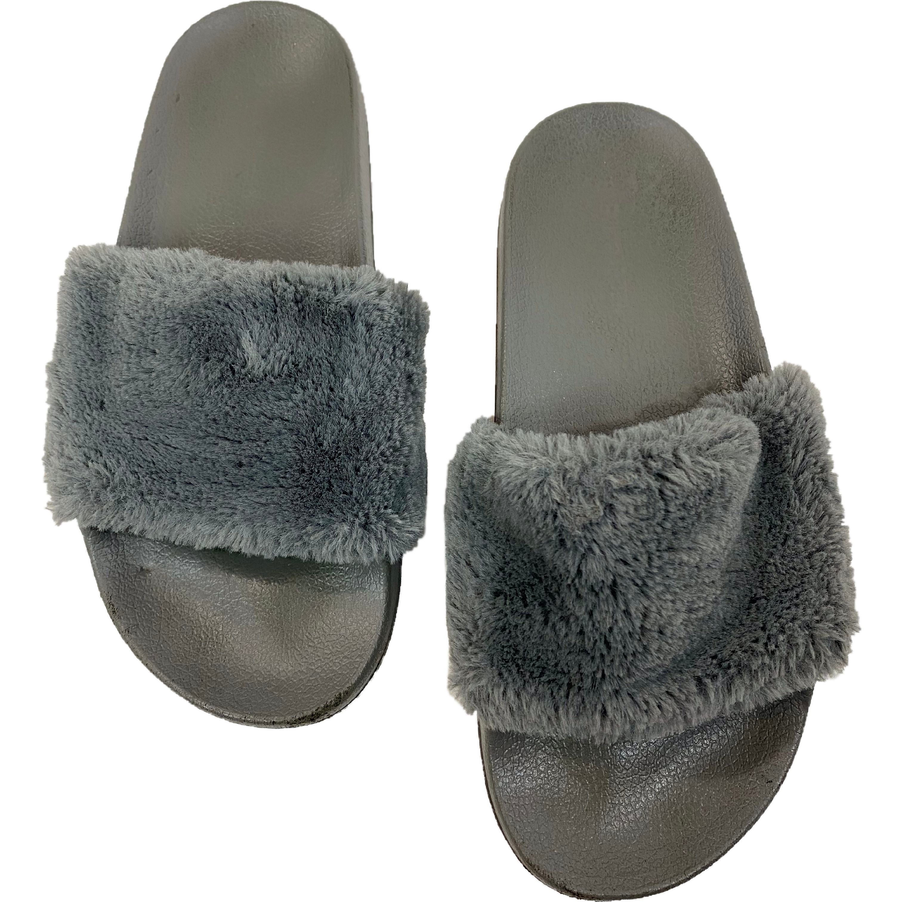 Steve madden store fur slide sandals